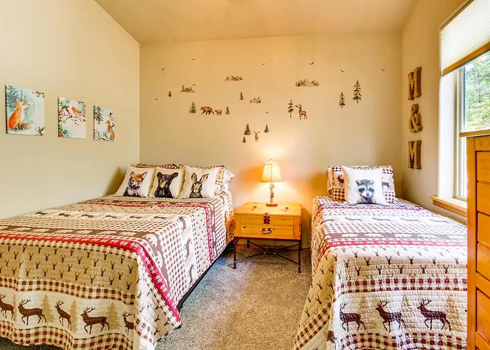 Sunrise Day Trips! Family W/ Fire Pit Holiday home Pinetop-Lakeside
